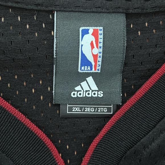 Adidas Miami Heat Wade Jersey - Picture 3 of 10